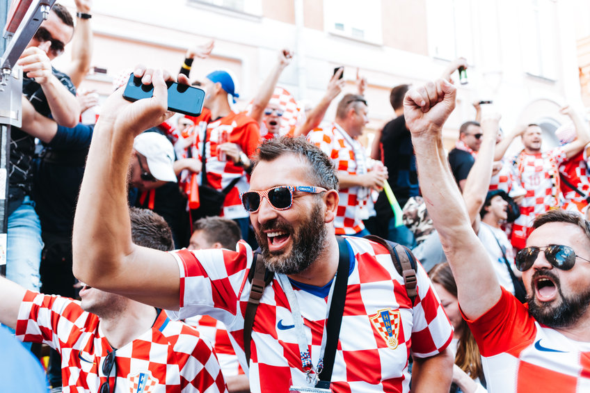 WM 2018 Kroatische Fans verletzen Polizisten MAGAZIN